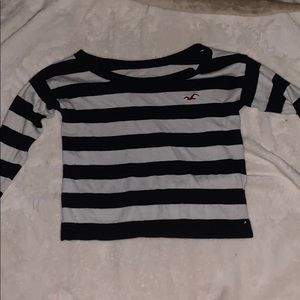 3/4 sleeve black and white Holister sweater